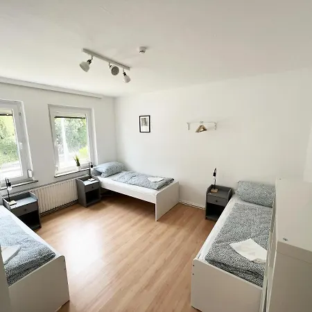 3 Flat With Terrace And Garden סלה